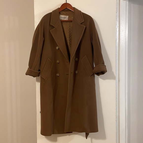 Winter coat (very warm) - Picture 1 of 7